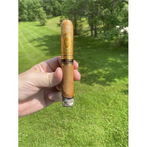 Perdomo Reserve Champagne Epicure 6  * 54
