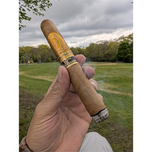 Perdomo Reserve 10th Anniversary Champagne Cigars - Neptune Cigar