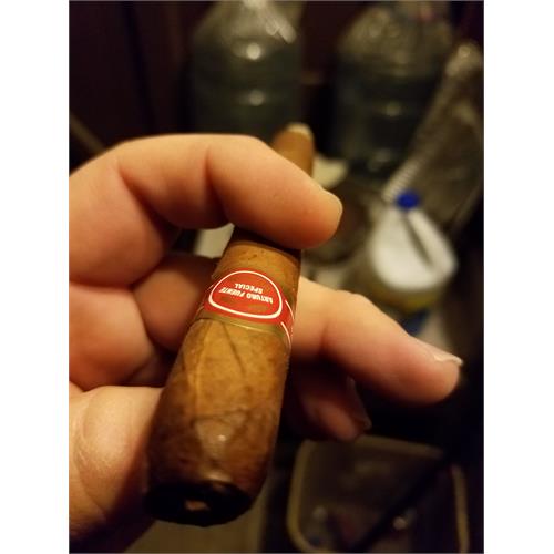 Arturo Fuente Natural Curly Head Deluxe 6 1/2 * 43