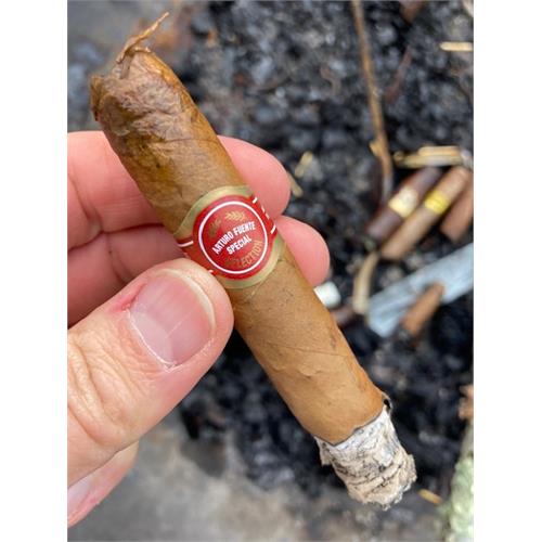 Arturo Fuente Natural Curly Head Deluxe 6 1/2 * 43