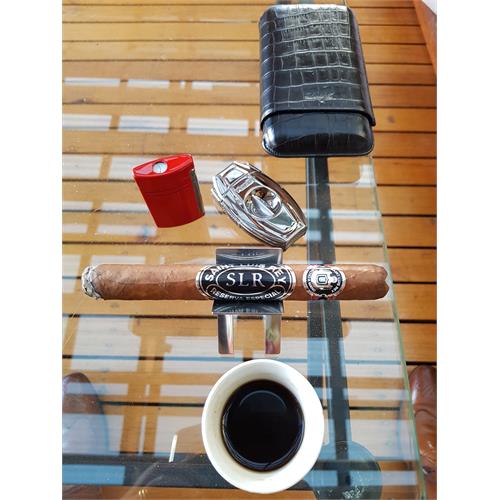 Saint Luis Rey Churchill 7  * 52