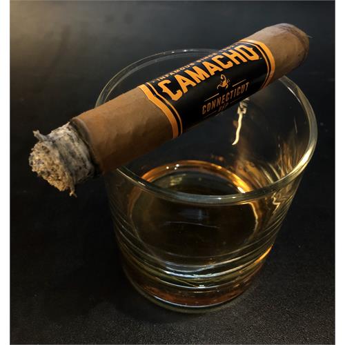 Camacho Connecticut Toro 6  * 50