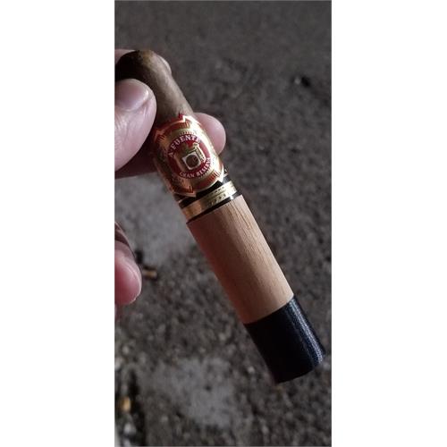 Arturo Fuente Sun Grown Chateau Fuente 4 1/2 * 50