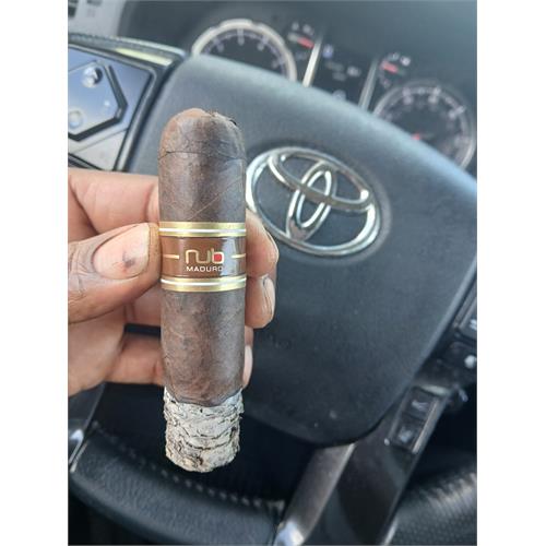 NUb Maduro 460 4  * 60