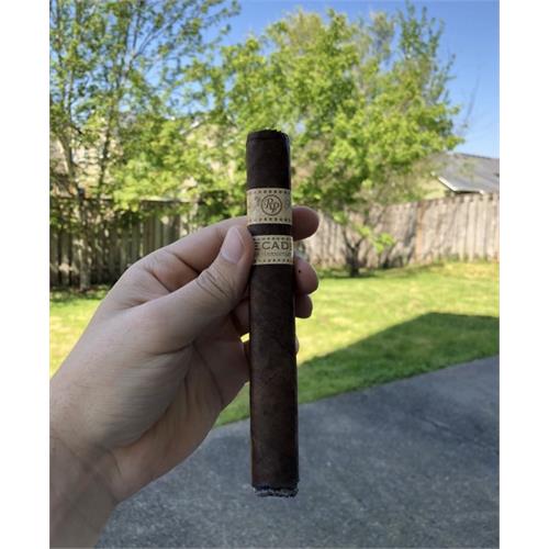 Rocky Patel Decade Robusto 5  * 50