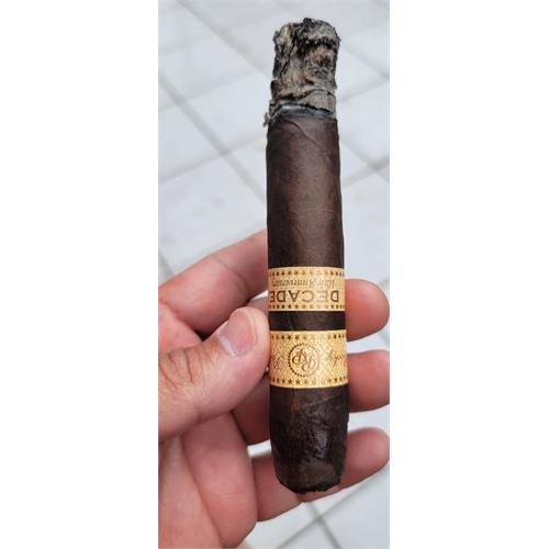 Rocky Patel Decade Robusto 5  * 50