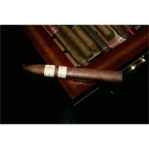 Rocky Patel Decade Torpedo 6 1/2 * 52