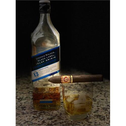 Arturo Fuente Natural Chateau Fuente Pyramid 6  * 52