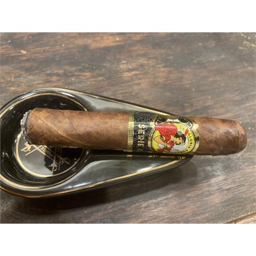 La Gloria Cubana Serie R Natural No. 3 4 1/2 * 50