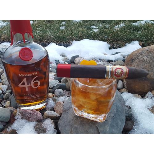 Arturo Fuente Anejo Shark No. 77 5 7/8 * 64