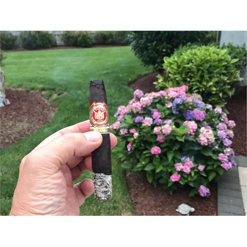 Arturo Fuente Anejo Shark No. 77 5 7/8 * 64