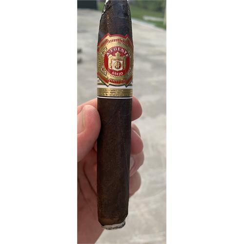 Arturo Fuente Anejo Shark No. 77 5 7/8 * 64