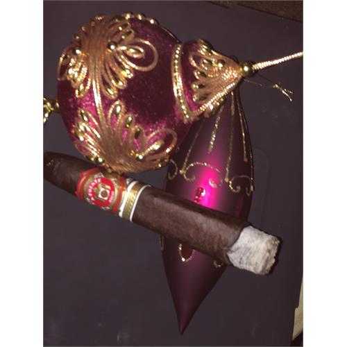 Arturo Fuente Anejo Shark No. 77 5 7/8 * 64