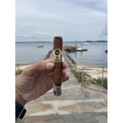 Padron 1964 Anniversary Exclusivo Natural 5 1/2 * 50