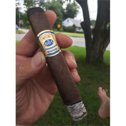 601 Maduro Box Press Prominente 5 1/2 * 56