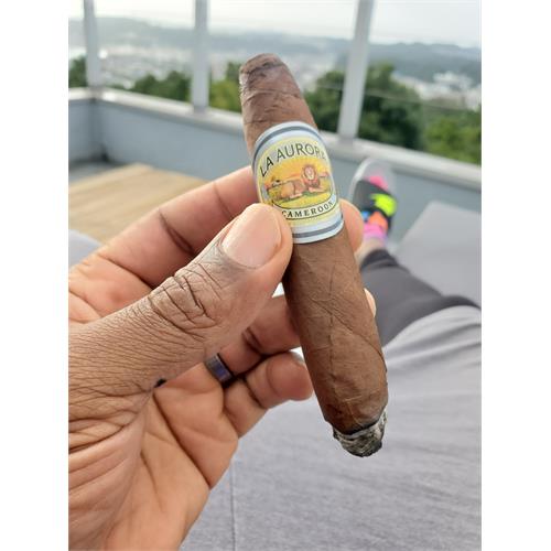 La Aurora Preferidos Cameroon Platinum No. 1 6  * 58