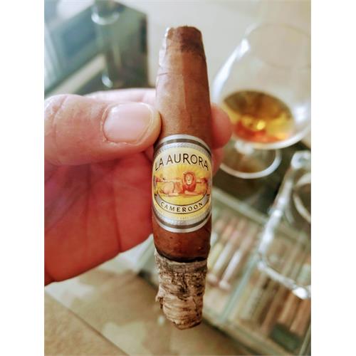 La Aurora Preferidos Cameroon Platinum No. 1 6  * 58