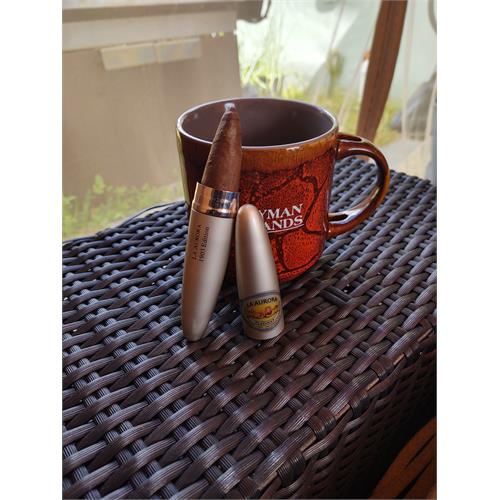 La Aurora Preferidos Cameroon Platinum Tubes 5  * 54