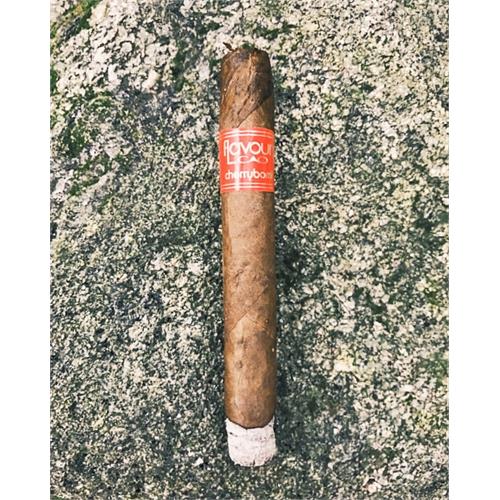 CAO Flavours Cherrybomb Petit Corona 4  * 40