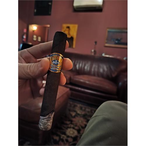 601 Maduro Box Press Toro 6 1/4 * 54