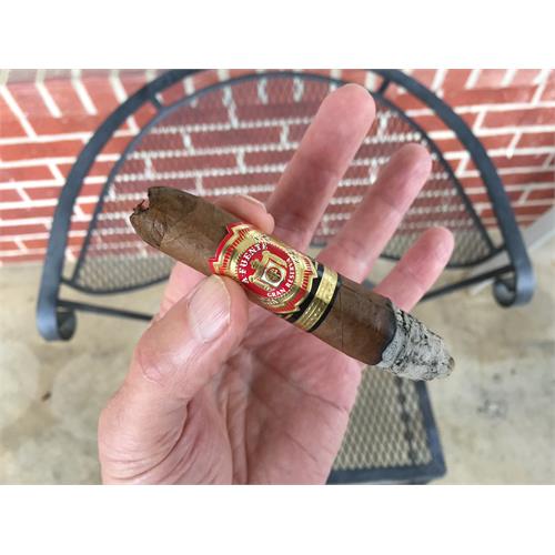Arturo Fuente Hemingway Short Story Natural 4  * 49