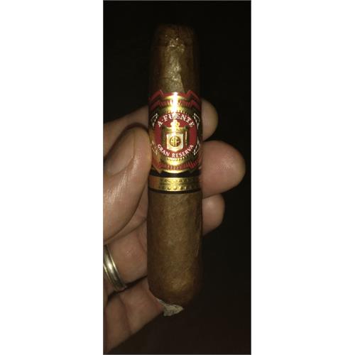 Arturo Fuente Hemingway Short Story Natural 4  * 49