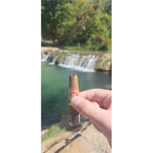 Arturo Fuente Hemingway Short Story Natural 4  * 49