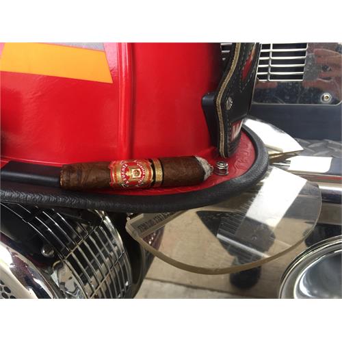 Arturo Fuente Hemingway Short Story Natural 4  * 49