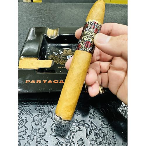 Perdomo Fresco Torpedo 6 1/2 * 54