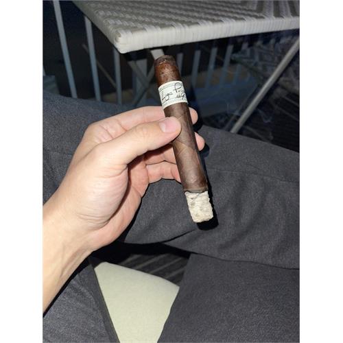 Liga Privada No. 9 Belicoso 6  * 52