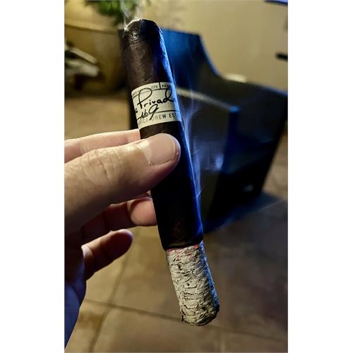 Liga Privada No. 9 Belicoso 6  * 52