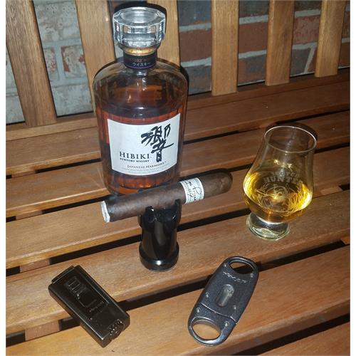 Liga Privada No. 9 Robusto 5  * 54