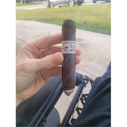 Liga Privada No. 9 Robusto 5  * 54