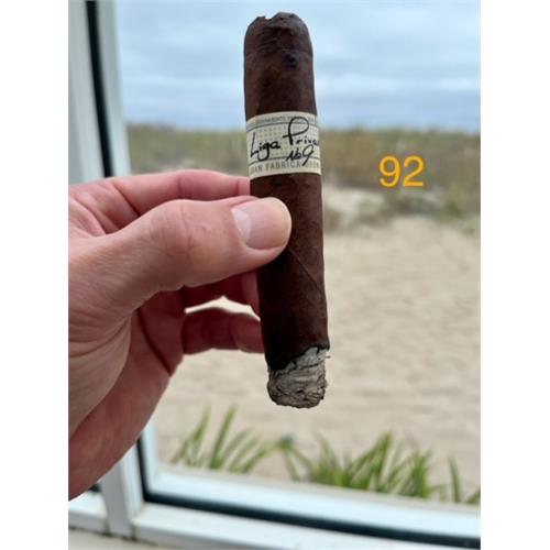 Liga Privada No. 9 Robusto 5  * 54