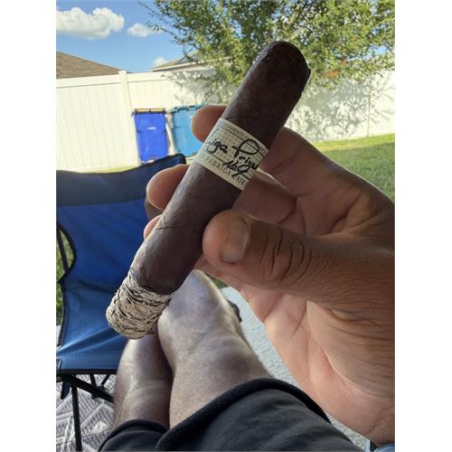 Liga Privada No. 9 Robusto 5  * 54