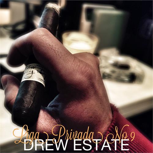 Liga Privada No. 9 Corona Doble 7  * 54