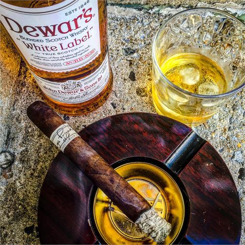 Liga Privada No. 9 Corona Doble 7  * 54