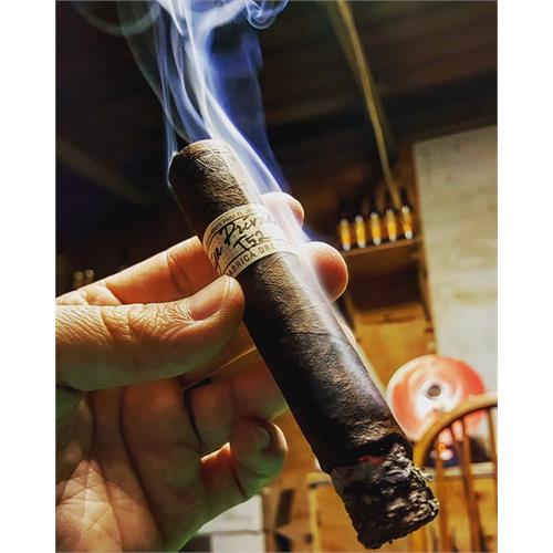 Liga Privada T52 Robusto 5  * 54