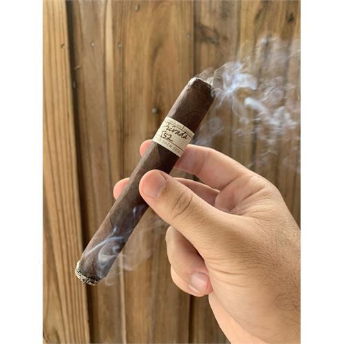 Liga Privada T52 Toro 6  * 52