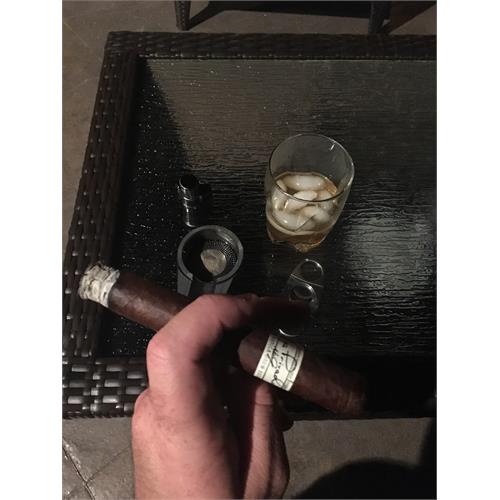 Liga Privada No. 9 Toro 6  * 52
