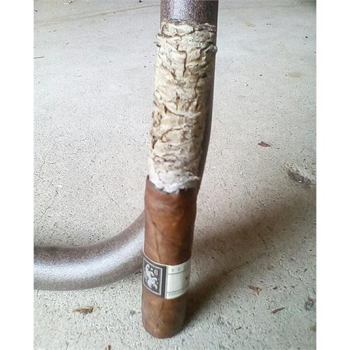 Liga Privada No. 9 Toro 6  * 52