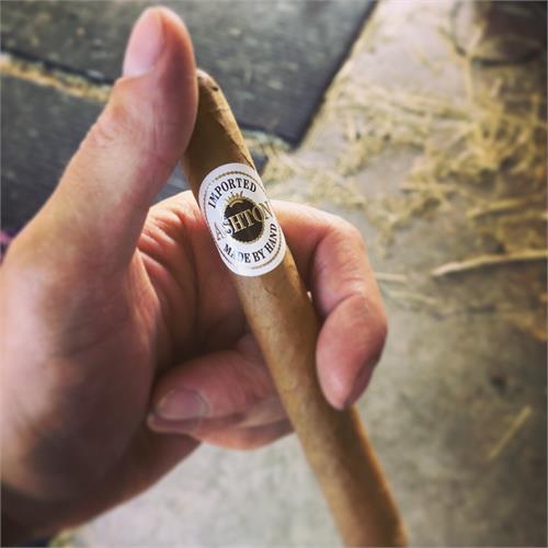 Ashton Classic Magnum 5  * 50