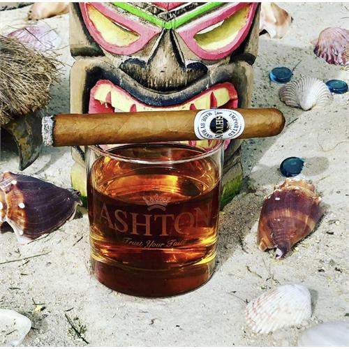 Ashton Classic Corona 5 1/2 * 44