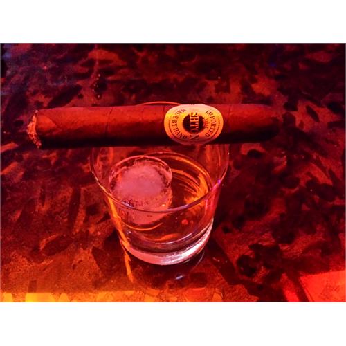 Ashton Aged Maduro No. 60 7 1/2 * 52
