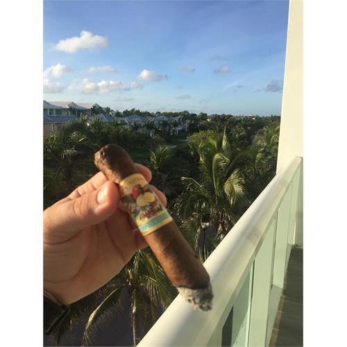 San Cristobal Clasico 5  * 50