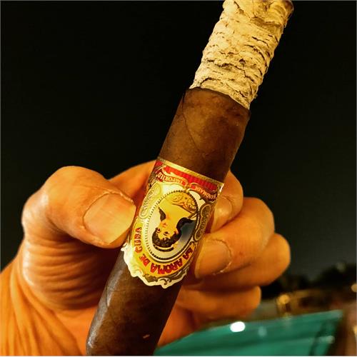 La Aroma de Cuba Robusto 5 1/4 * 54