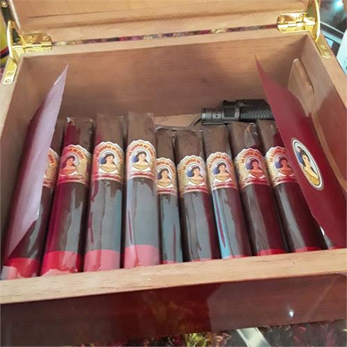 La Aroma de Cuba Robusto 5 1/4 * 54