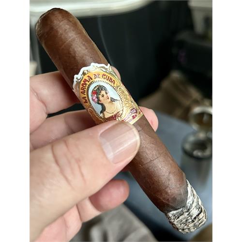 La Aroma de Cuba Robusto 5 1/4 * 54