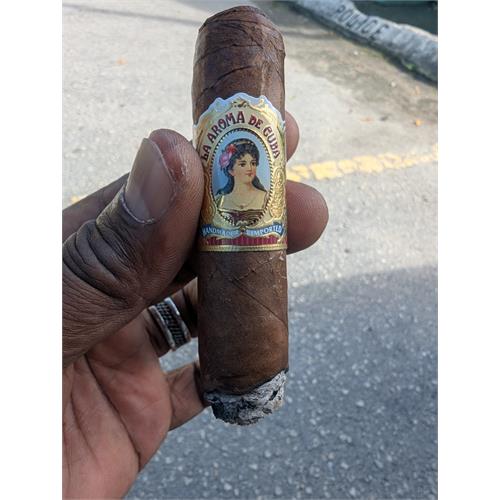 La Aroma de Cuba Robusto 5 1/4 * 54