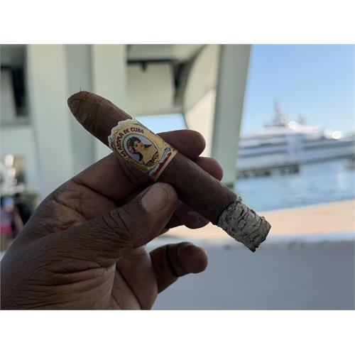 La Aroma de Cuba Monarch 6  * 52